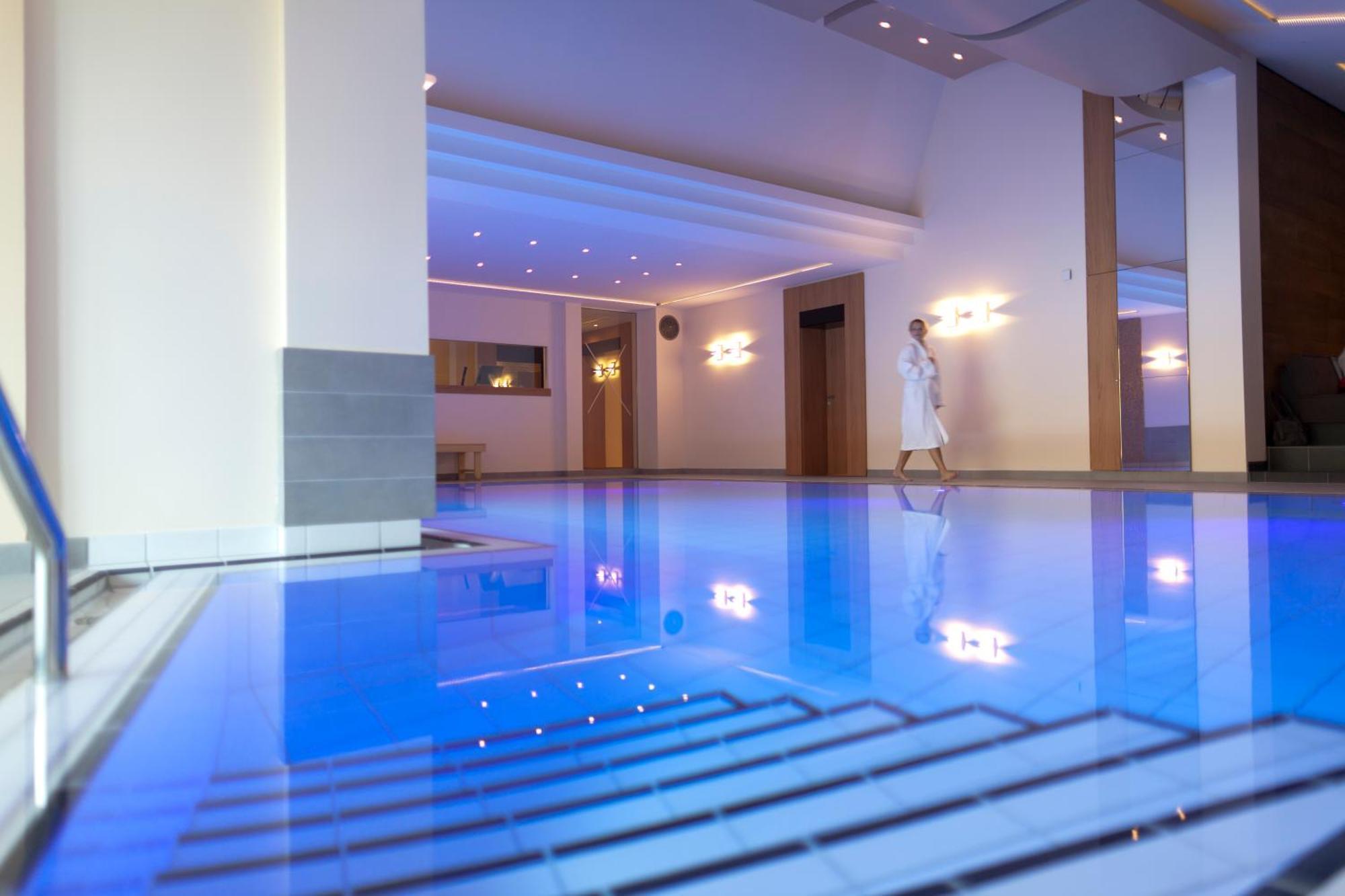 Romantik Hotel Waldschloesschen Schleswig Esterno foto