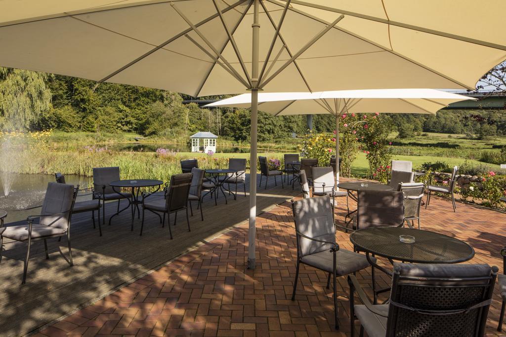 Romantik Hotel Waldschloesschen Schleswig Esterno foto